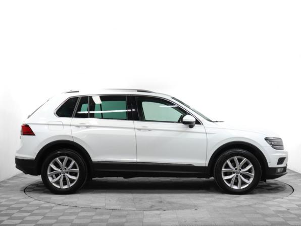Volkswagen Tiguan II с пробегом 2017 года, цена 2 995 000 рублей, 71000 км, внедорожник, Автокод Объявления
