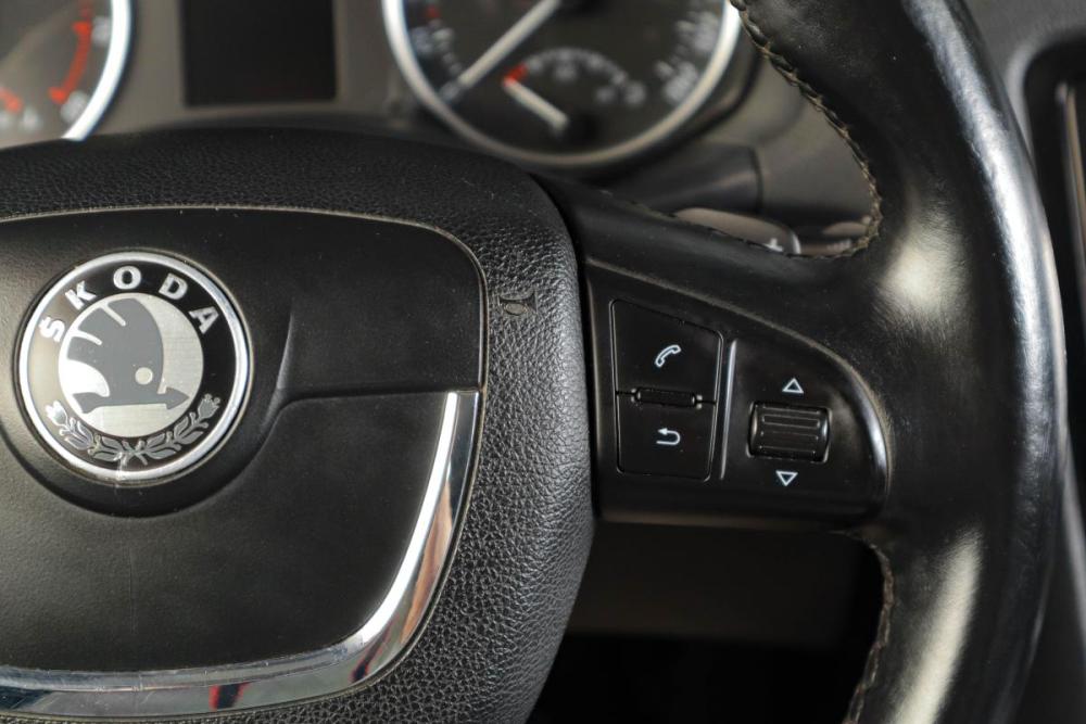 Skoda Octavia RS II Рестайлинг Тюмень  - изображение 16
