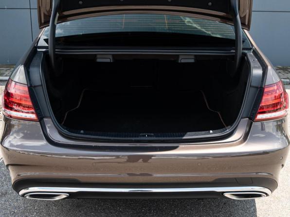 Mercedes-Benz E-Класс IV (W212 S212 C207) Рестайлинг с пробегом 2015 года, цена 3 465 000 рублей, 27481 км, седан, Автокод Объявления