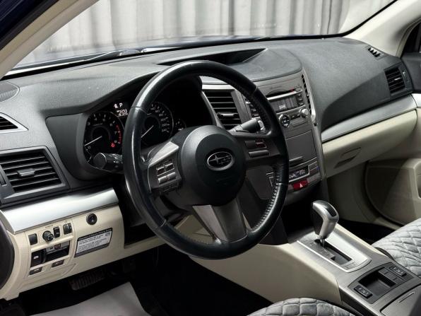 Subaru Legacy V с пробегом 2011 года, цена 1 349 000 рублей, 260000 км, седан, Автокод Объявления
