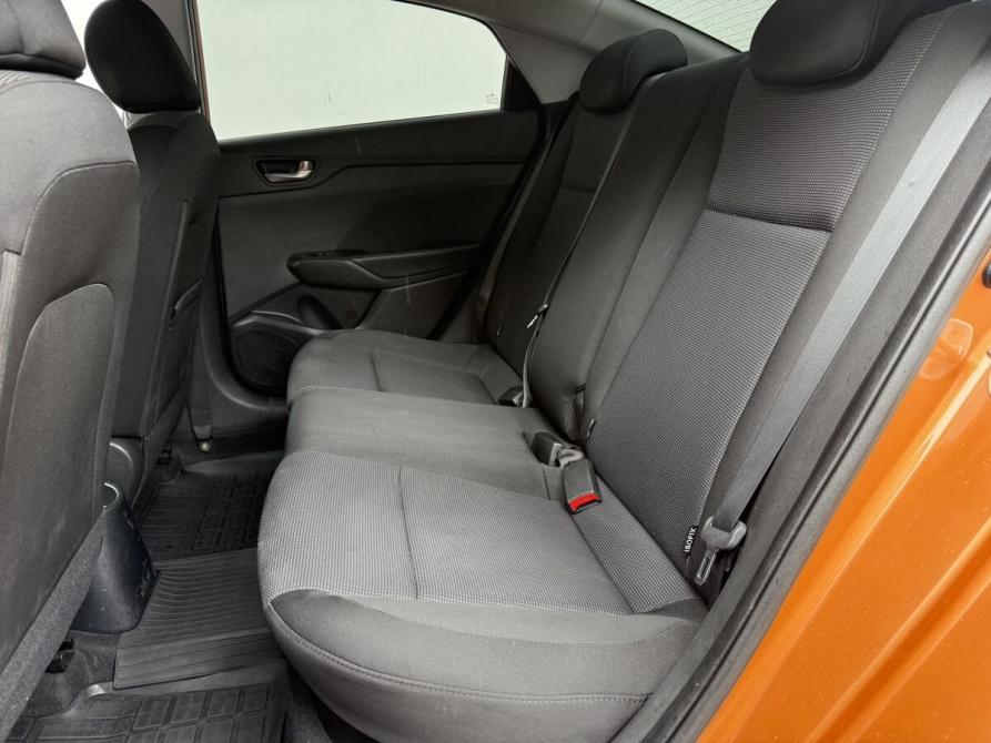Hyundai Solaris II Москва  - изображение 11