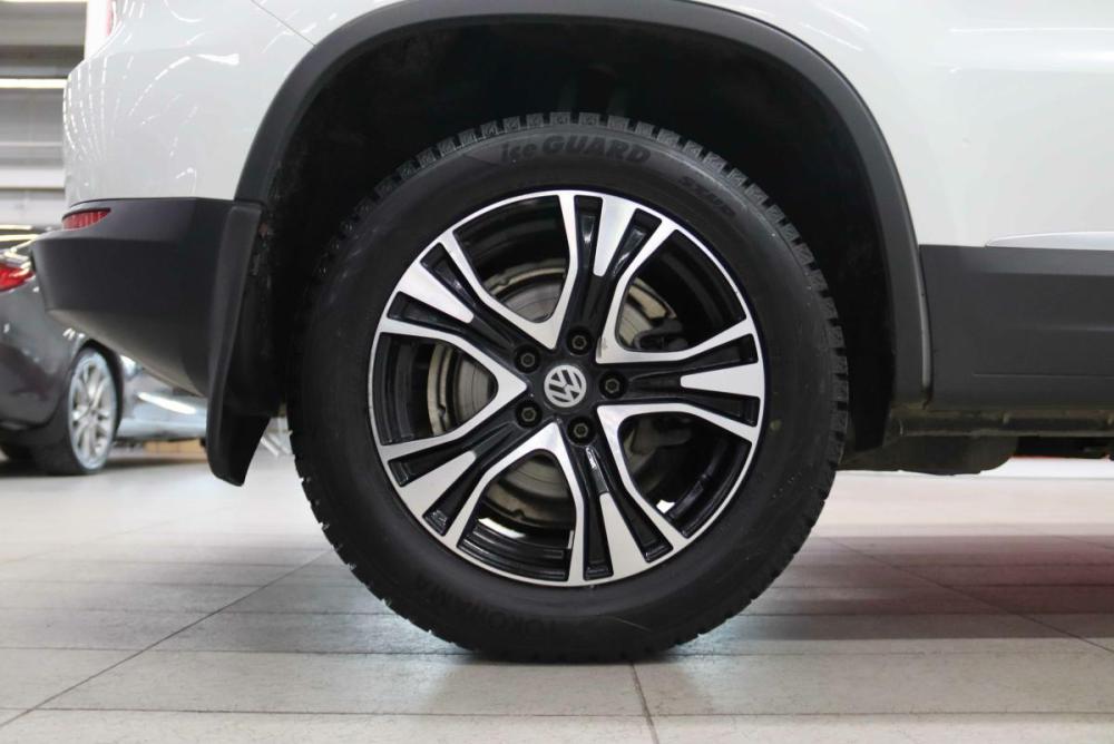 Volkswagen Tiguan I Рестайлинг Сургут  - изображение 28