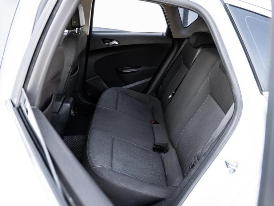 Opel Astra J Краснодар  - изображение 9