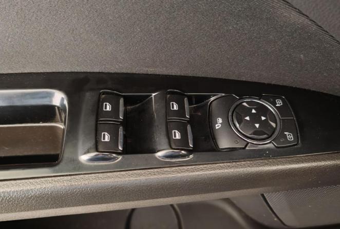 Ford Mondeo V с пробегом 2015 года, цена 1 480 000 рублей, 165823 км, седан, Автокод Объявления