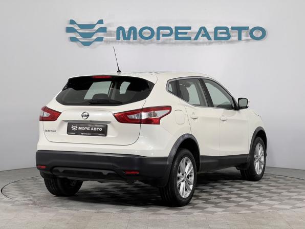 Nissan Qashqai II с пробегом 2015 года, цена 1 650 000 рублей, 81363 км, внедорожник, Автокод Объявления