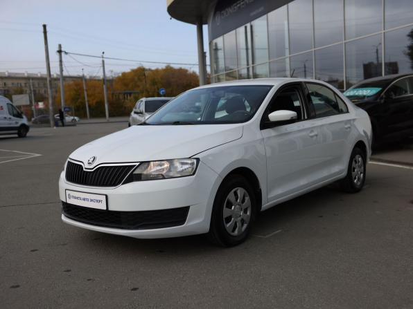 Skoda Rapid I Рестайлинг с пробегом 2018 года, цена 1 220 000 рублей, 65406 км, лифтбек, Автокод Объявления