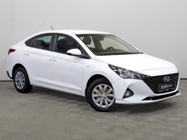 Hyundai Solaris II Рестайлинг с пробегом 2022 года, цена 1 580 000 рублей, 83041 км, седан, Автокод Объявления