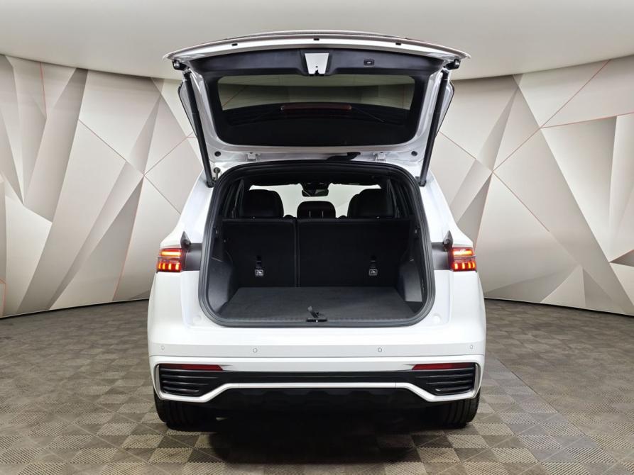 Geely Monjaro I Москва  - изображение 11
