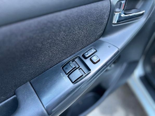 Toyota Corolla IX (E120 E130) Рестайлинг с пробегом 2005 года, цена 400 000 рублей, 294942 км, седан, Автокод Объявления