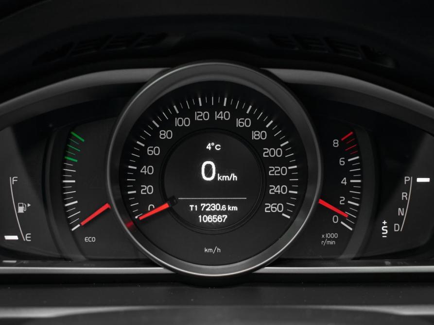 Volvo V40 Cross Country I Екатеринбург  - изображение 13
