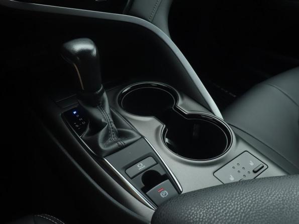 Toyota Camry VIII (XV70) Рестайлинг с пробегом 2021 года, цена 3 407 000 рублей, 48000 км, седан, Автокод Объявления