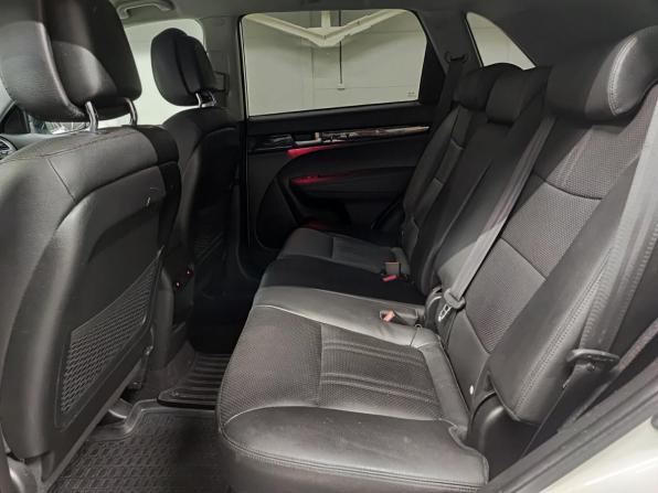 Kia Sorento II Рестайлинг с пробегом 2019 года, цена 2 550 000 рублей, 57942 км, внедорожник, Автокод Объявления