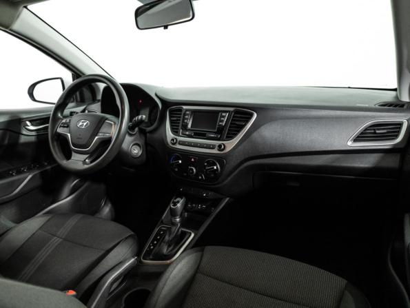 Hyundai Solaris II с пробегом 2018 года, цена 1 189 700 рублей, 127079 км, седан, Автокод Объявления