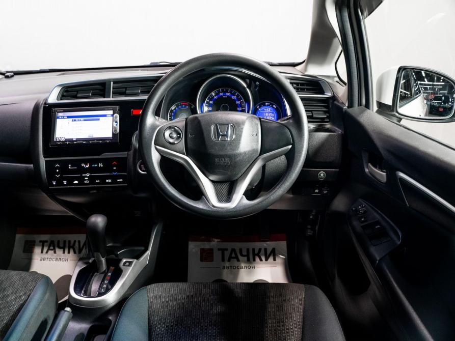 Honda Fit III Чита  - изображение 8