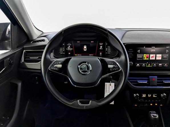 Skoda Rapid II с пробегом 2021 года, цена 1 630 000 рублей, 106490 км, лифтбек, Автокод Объявления