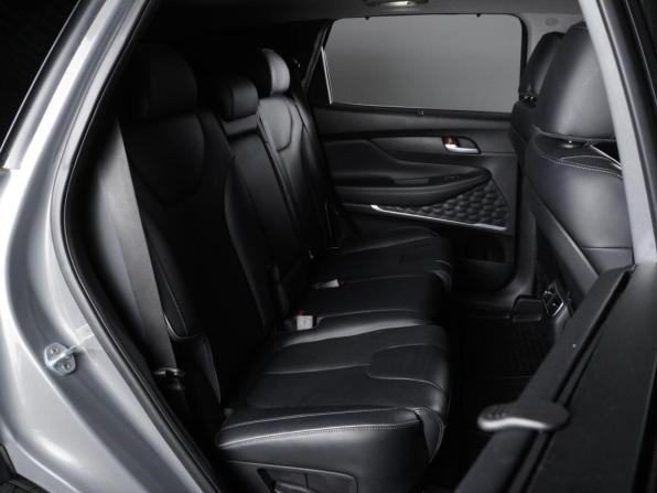 Hyundai Santa Fe IV Рестайлинг с пробегом 2021 года, цена 3 649 000 рублей, 66159 км, внедорожник, Автокод Объявления