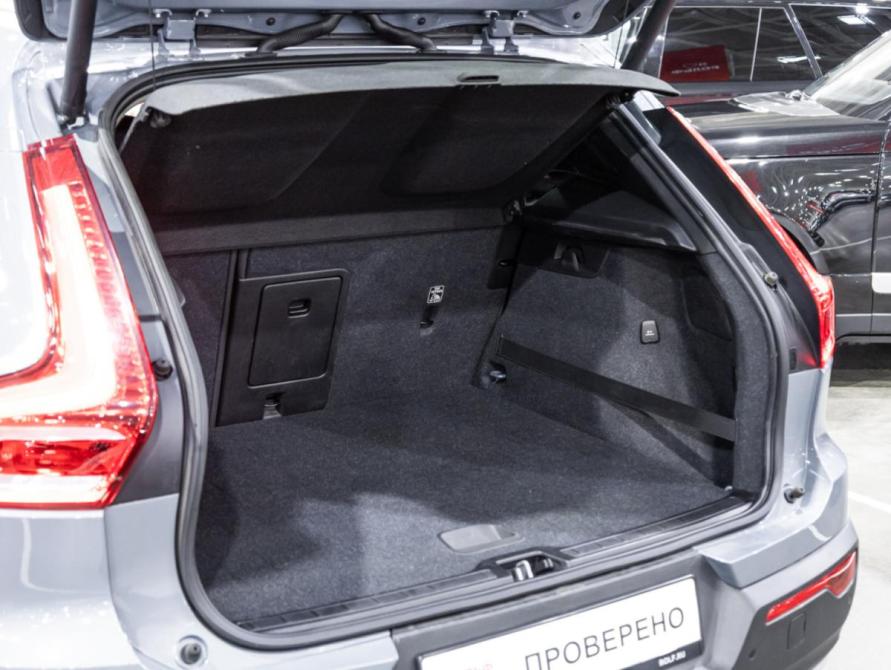 Volvo XC40 I Санкт-Петербург  - изображение 21