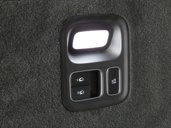 Li Auto (Lixiang) L9 I с пробегом 2023 года, цена 6 350 000 рублей, 22442 км, внедорожник, Автокод Объявления