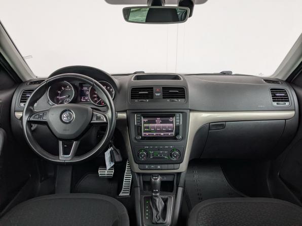 Skoda Yeti I Рестайлинг с пробегом 2017 года, цена 1 950 000 рублей, 78509 км, внедорожник, Автокод Объявления