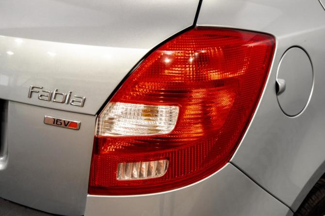 Skoda Fabia II Рестайлинг с пробегом 2012 года, цена 849 000 рублей, 189000 км, хэтчбек, Автокод Объявления