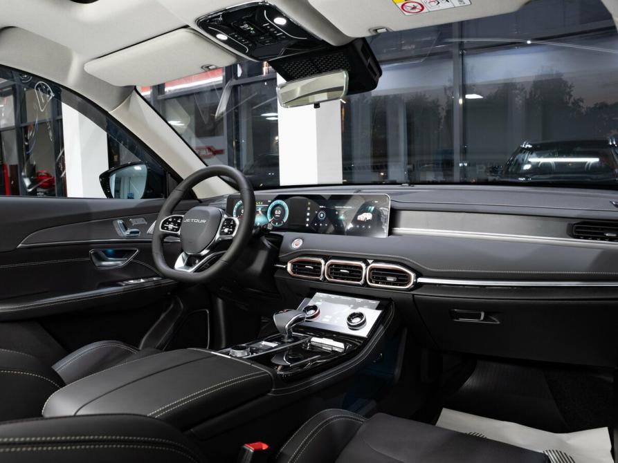 JETOUR X70+ I Рестайлинг Москва  - изображение 9