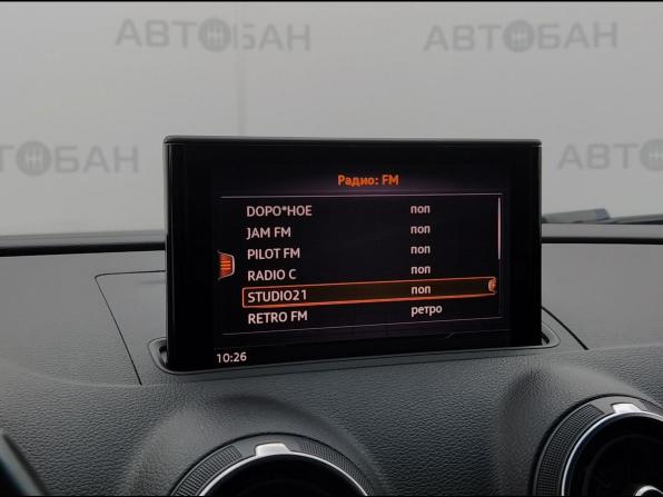 Audi A3 III (8V) Рестайлинг с пробегом 2018 года, цена 1 899 000 рублей, 105043 км, седан, Автокод Объявления