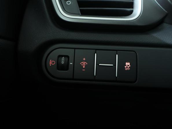 Kia Ceed III с пробегом 2020 года, цена 1 849 000 рублей, 61907 км, хэтчбек, Автокод Объявления