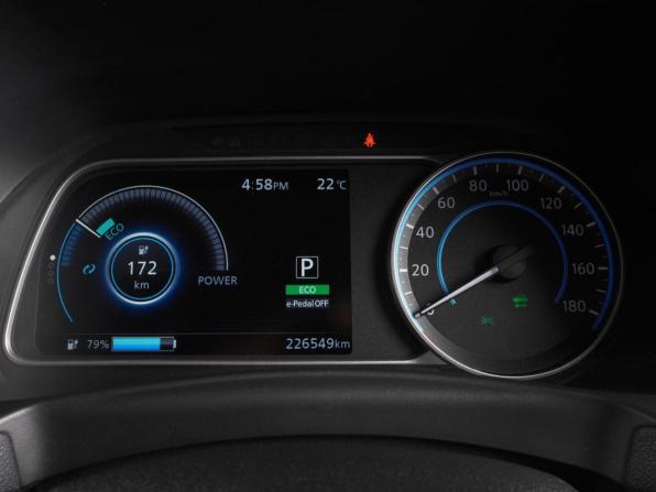 Nissan Leaf II (ZE1) с пробегом 2018 года, цена 1 689 000 рублей, 226549 км, хэтчбек, Автокод Объявления