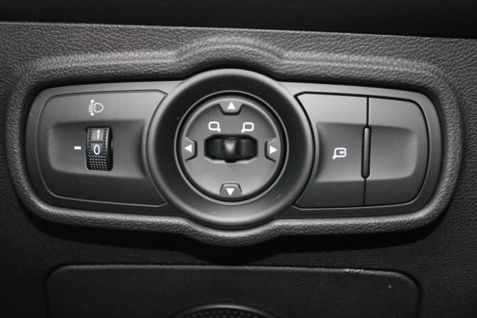 Omoda S5 GT с пробегом 2024 года, цена 1 680 000 рублей, 11000 км, седан, Автокод Объявления
