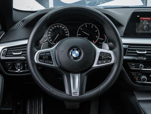 BMW 5 серии VII (G30/G31/G38) с пробегом 2019 года, цена 3 499 000 рублей, 95605 км, седан, Автокод Объявления