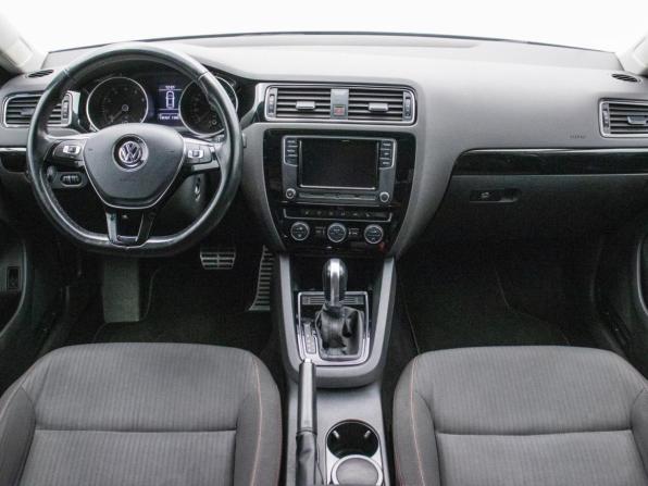 Volkswagen Jetta VI Рестайлинг с пробегом 2018 года, цена 1 495 000 рублей, 140300 км, седан, Автокод Объявления