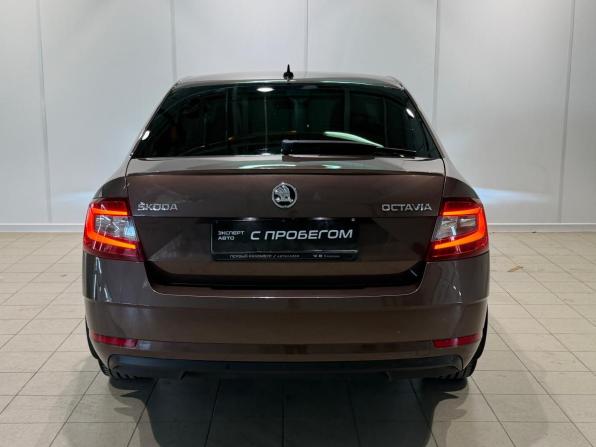 Skoda Octavia III (A7) Рестайлинг с пробегом 2018 года, цена 2 030 000 рублей, 114001 км, лифтбек, Автокод Объявления