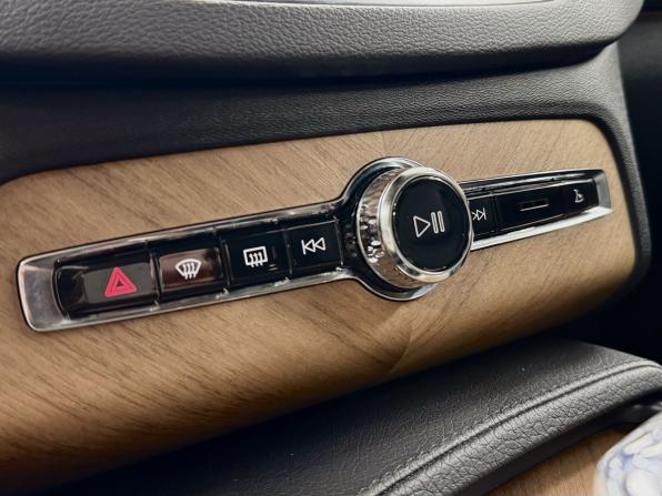 Volvo XC90 II Рестайлинг 1 с пробегом 2021 года, цена 5 045 000 рублей, 145243 км, внедорожник, Автокод Объявления