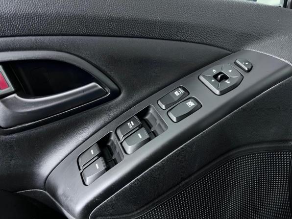 Hyundai ix35 I Рестайлинг с пробегом 2014 года, цена 1 197 000 рублей, 233020 км, внедорожник, Автокод Объявления