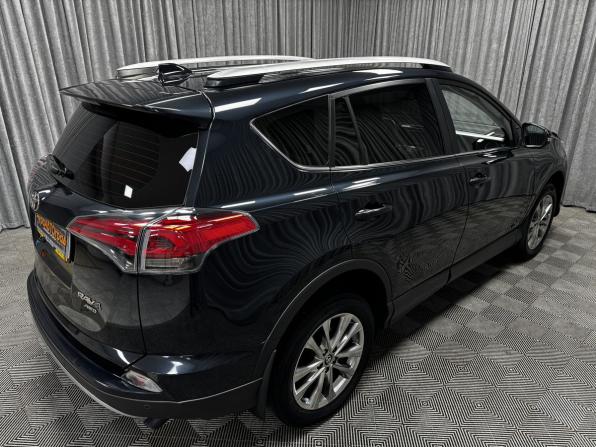 Toyota RAV4 IV (XA40) Рестайлинг с пробегом 2017 года, цена 2 300 000 рублей, 155954 км, внедорожник, Автокод Объявления