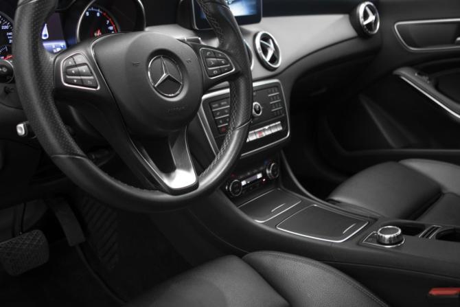 Mercedes-Benz CLA I (C117 X117) с пробегом 2016 года, цена 2 060 000 рублей, 101057 км, седан, Автокод Объявления