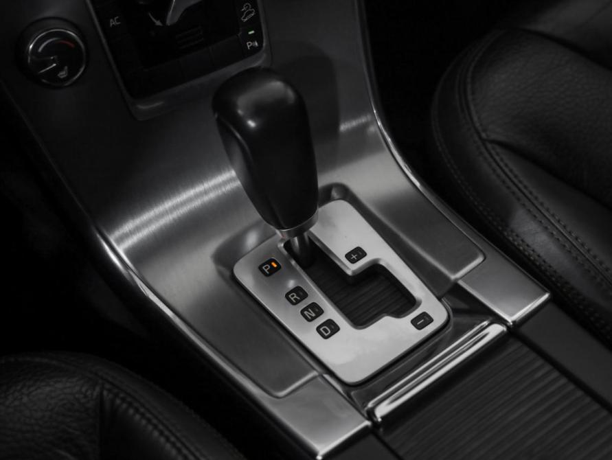 Volvo XC60 I Санкт-Петербург  - изображение 17