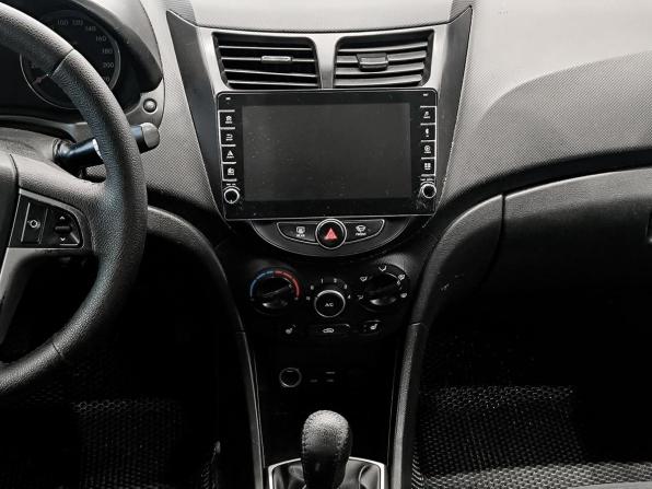 Hyundai Solaris I Рестайлинг с пробегом 2016 года, цена 799 000 рублей, 183757 км, седан, Автокод Объявления