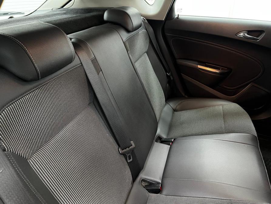 Opel Astra J Казань  - изображение 18