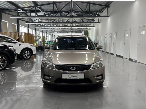 Kia Ceed I Рестайлинг с пробегом 2012 года, цена 845 000 рублей, 182106 км, хэтчбек, Автокод Объявления