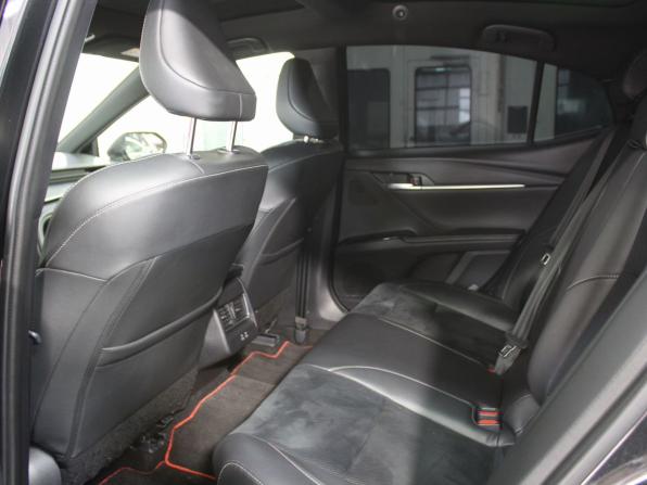 Toyota Camry IX (XV80) China Market с пробегом 2024 года, цена 4 050 000 рублей, 39000 км, седан, Автокод Объявления
