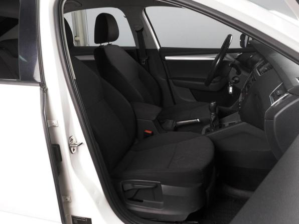 Skoda Octavia III (A7) с пробегом 2014 года, цена 979 000 рублей, 246961 км, лифтбек, Автокод Объявления