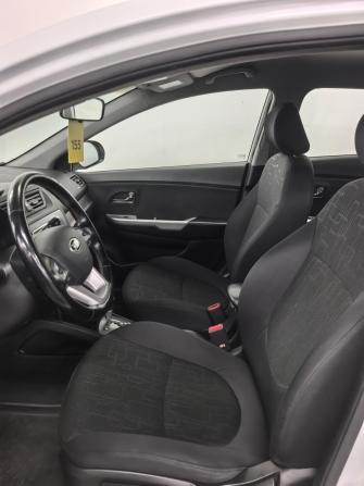 Kia Rio III с пробегом 2014 года, цена 750 000 рублей, 202000 км, хэтчбек, Автокод Объявления