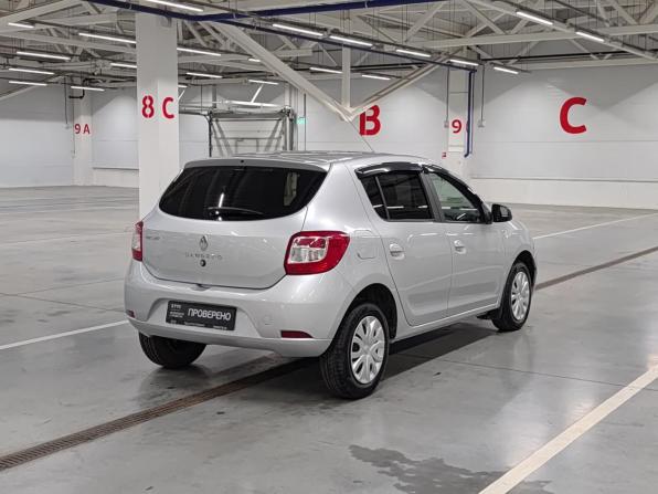 Renault Sandero II с пробегом 2016 года, цена 830 000 рублей, 67593 км, хэтчбек, Автокод Объявления