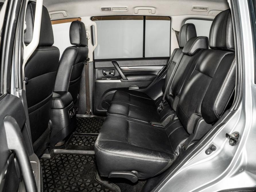 Mitsubishi Pajero IV Рестайлинг 2 Иркутск  - изображение 7