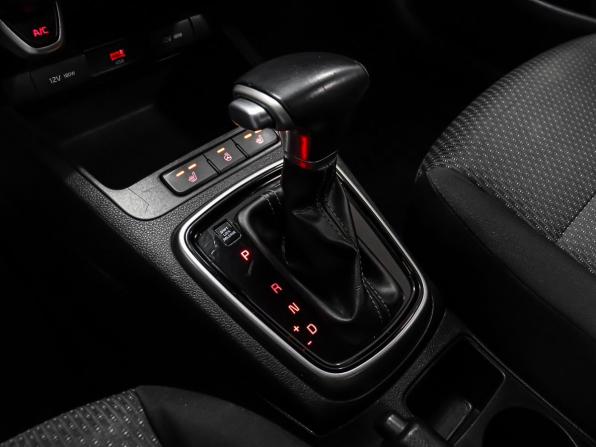 Kia Rio IV Рестайлинг с пробегом 2021 года, цена 1 129 000 рублей, 119445 км, хэтчбек, Автокод Объявления