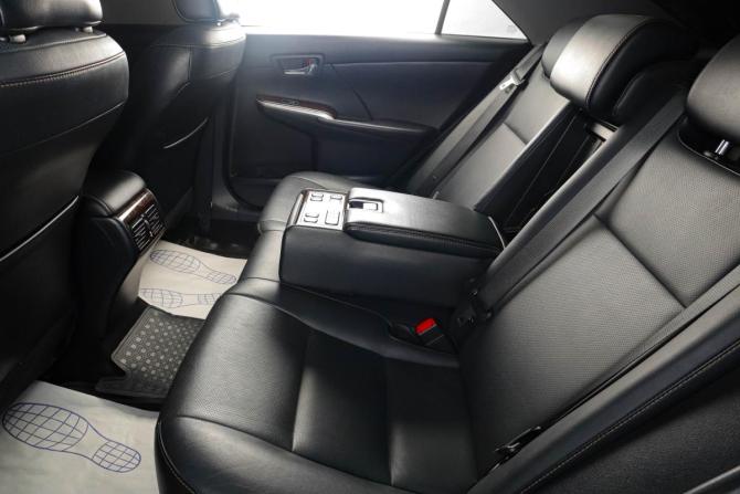 Toyota Camry VII (XV50) Рестайлинг 2 с пробегом 2017 года, цена 2 419 000 рублей, 156000 км, седан, Автокод Объявления
