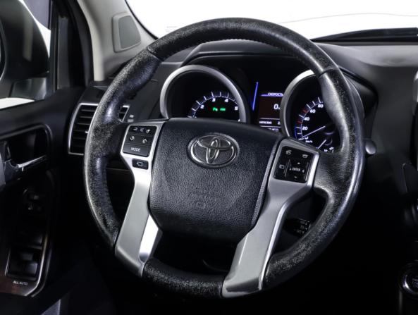 Toyota Land Cruiser Prado 150 Series Рестайлинг 1 с пробегом 2014 года, цена 3 706 000 рублей, 178931 км, внедорожник, Автокод Объявления