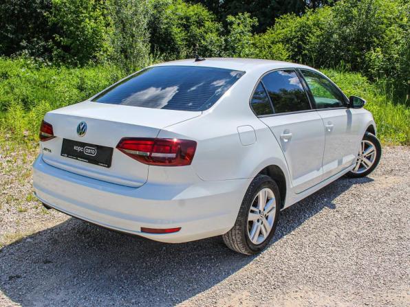 Volkswagen Jetta VI Рестайлинг с пробегом 2017 года, цена 1 331 800 рублей, 128000 км, седан, Автокод Объявления