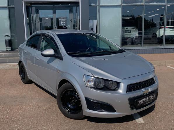 Chevrolet Aveo II с пробегом 2013 года, цена 400 000 рублей, 281100 км, седан, Автокод Объявления